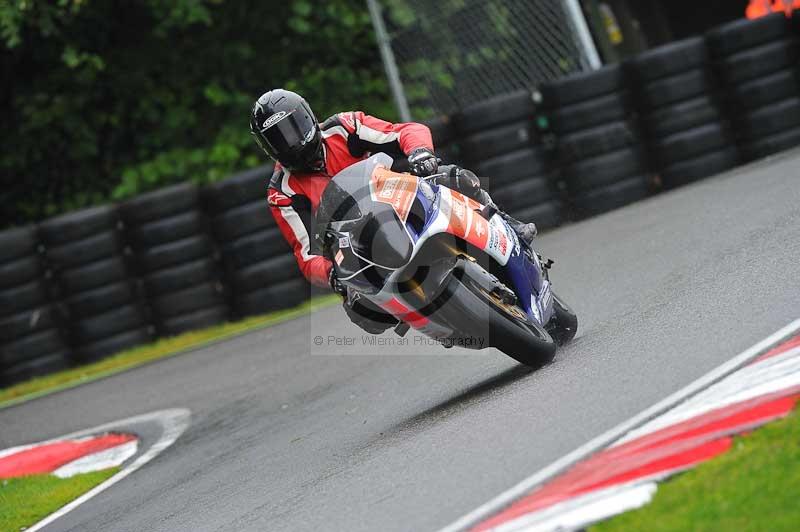 Motorcycle action photographs;Trackday digital images;cadwell;cadwell park photographs;event digital images;eventdigitalimages;motor racing louth lincolnshire;no limits trackdays;peter wileman photography;trackday;trackday photos