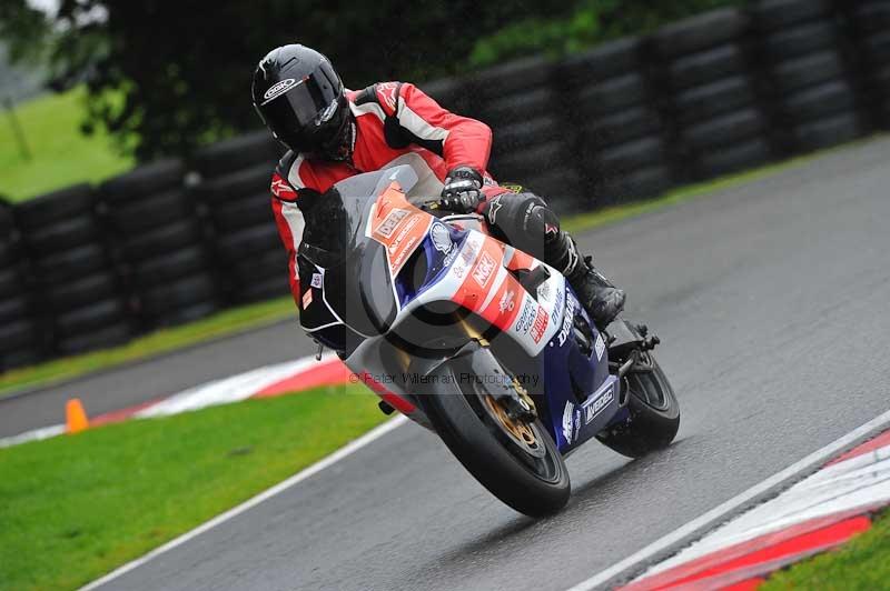 Motorcycle action photographs;Trackday digital images;cadwell;cadwell park photographs;event digital images;eventdigitalimages;motor racing louth lincolnshire;no limits trackdays;peter wileman photography;trackday;trackday photos