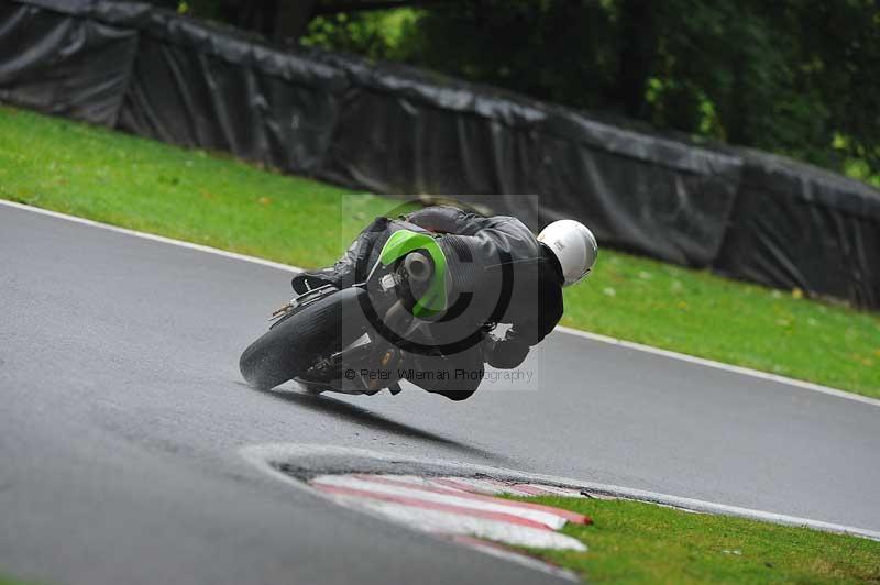 Motorcycle action photographs;Trackday digital images;cadwell;cadwell park photographs;event digital images;eventdigitalimages;motor racing louth lincolnshire;no limits trackdays;peter wileman photography;trackday;trackday photos