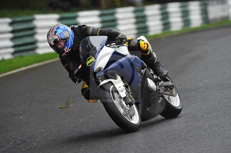 Motorcycle action photographs;Trackday digital images;cadwell;cadwell park photographs;event digital images;eventdigitalimages;motor racing louth lincolnshire;no limits trackdays;peter wileman photography;trackday;trackday photos