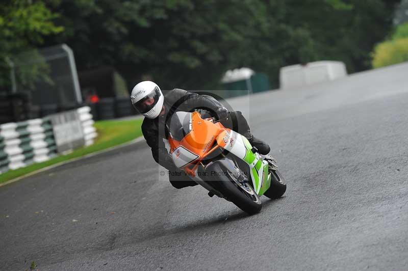 Motorcycle action photographs;Trackday digital images;cadwell;cadwell park photographs;event digital images;eventdigitalimages;motor racing louth lincolnshire;no limits trackdays;peter wileman photography;trackday;trackday photos