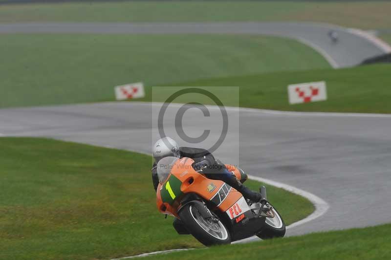 Motorcycle action photographs;Trackday digital images;cadwell;cadwell park photographs;event digital images;eventdigitalimages;motor racing louth lincolnshire;no limits trackdays;peter wileman photography;trackday;trackday photos