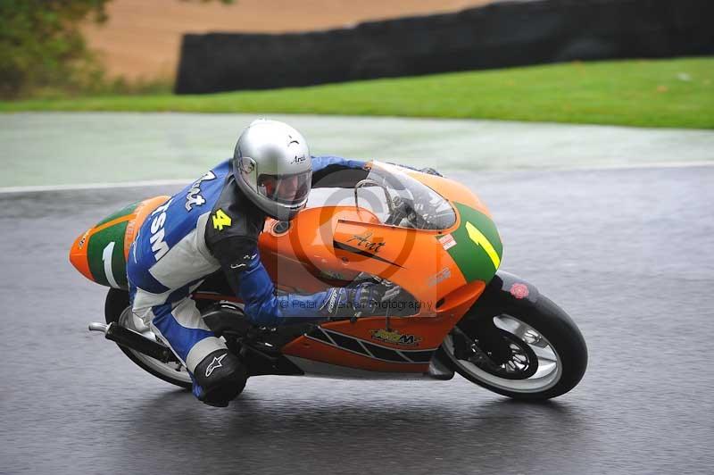 Motorcycle action photographs;Trackday digital images;cadwell;cadwell park photographs;event digital images;eventdigitalimages;motor racing louth lincolnshire;no limits trackdays;peter wileman photography;trackday;trackday photos