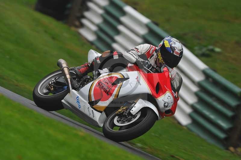 Motorcycle action photographs;Trackday digital images;cadwell;cadwell park photographs;event digital images;eventdigitalimages;motor racing louth lincolnshire;no limits trackdays;peter wileman photography;trackday;trackday photos