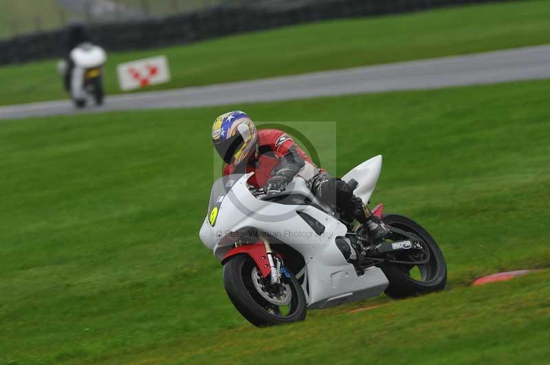 Motorcycle action photographs;Trackday digital images;cadwell;cadwell park photographs;event digital images;eventdigitalimages;motor racing louth lincolnshire;no limits trackdays;peter wileman photography;trackday;trackday photos