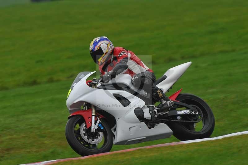 Motorcycle action photographs;Trackday digital images;cadwell;cadwell park photographs;event digital images;eventdigitalimages;motor racing louth lincolnshire;no limits trackdays;peter wileman photography;trackday;trackday photos