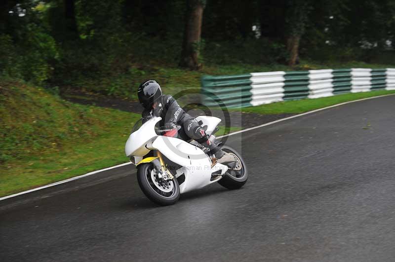 Motorcycle action photographs;Trackday digital images;cadwell;cadwell park photographs;event digital images;eventdigitalimages;motor racing louth lincolnshire;no limits trackdays;peter wileman photography;trackday;trackday photos