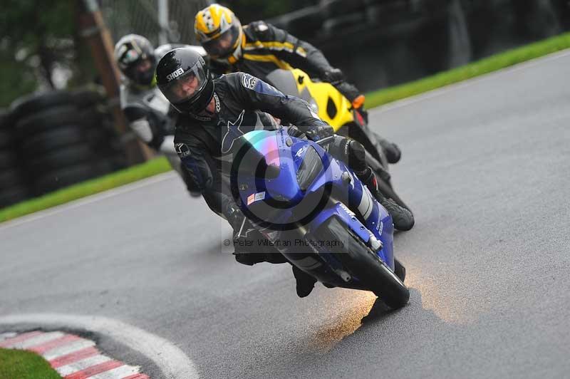 Motorcycle action photographs;Trackday digital images;cadwell;cadwell park photographs;event digital images;eventdigitalimages;motor racing louth lincolnshire;no limits trackdays;peter wileman photography;trackday;trackday photos