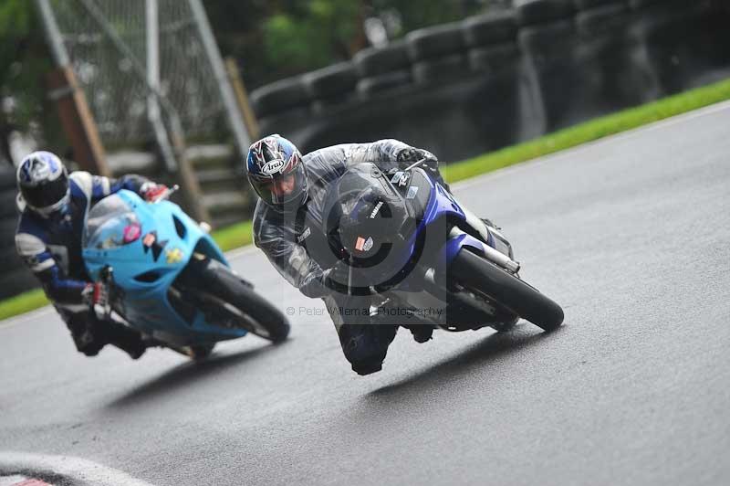 Motorcycle action photographs;Trackday digital images;cadwell;cadwell park photographs;event digital images;eventdigitalimages;motor racing louth lincolnshire;no limits trackdays;peter wileman photography;trackday;trackday photos