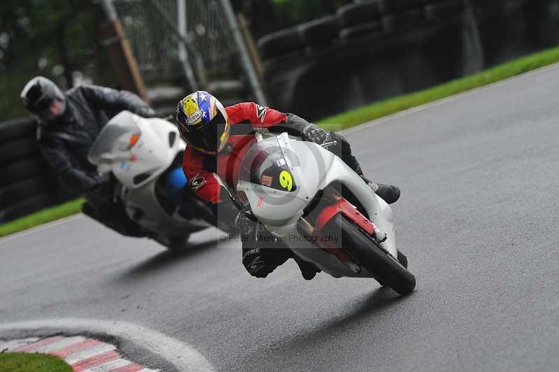 Motorcycle action photographs;Trackday digital images;cadwell;cadwell park photographs;event digital images;eventdigitalimages;motor racing louth lincolnshire;no limits trackdays;peter wileman photography;trackday;trackday photos
