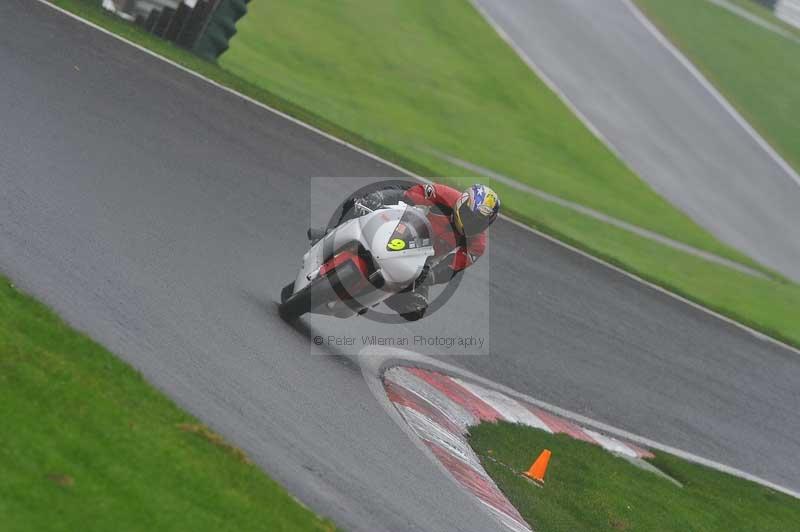 Motorcycle action photographs;Trackday digital images;cadwell;cadwell park photographs;event digital images;eventdigitalimages;motor racing louth lincolnshire;no limits trackdays;peter wileman photography;trackday;trackday photos