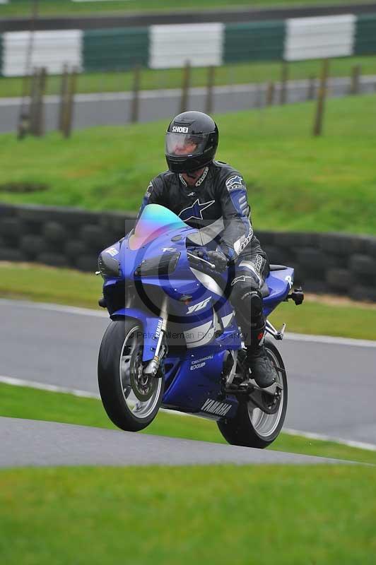 Motorcycle action photographs;Trackday digital images;cadwell;cadwell park photographs;event digital images;eventdigitalimages;motor racing louth lincolnshire;no limits trackdays;peter wileman photography;trackday;trackday photos