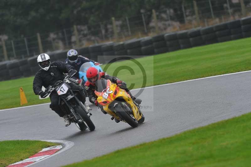 Motorcycle action photographs;Trackday digital images;cadwell;cadwell park photographs;event digital images;eventdigitalimages;motor racing louth lincolnshire;no limits trackdays;peter wileman photography;trackday;trackday photos
