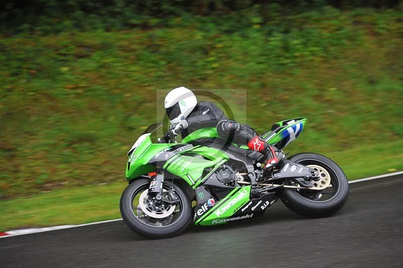 Motorcycle action photographs;Trackday digital images;cadwell;cadwell park photographs;event digital images;eventdigitalimages;motor racing louth lincolnshire;no limits trackdays;peter wileman photography;trackday;trackday photos