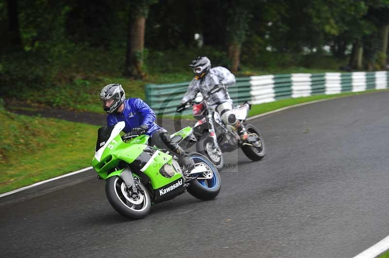 Motorcycle action photographs;Trackday digital images;cadwell;cadwell park photographs;event digital images;eventdigitalimages;motor racing louth lincolnshire;no limits trackdays;peter wileman photography;trackday;trackday photos
