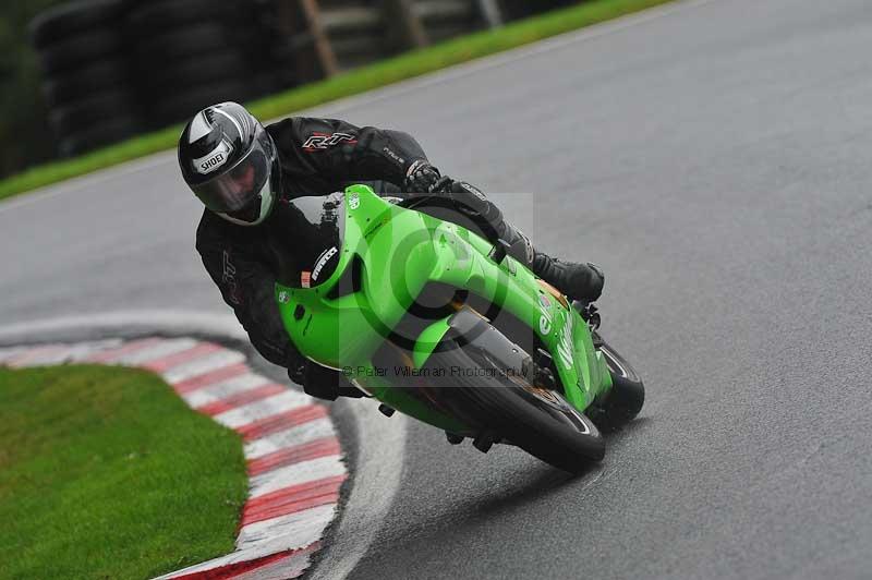 Motorcycle action photographs;Trackday digital images;cadwell;cadwell park photographs;event digital images;eventdigitalimages;motor racing louth lincolnshire;no limits trackdays;peter wileman photography;trackday;trackday photos