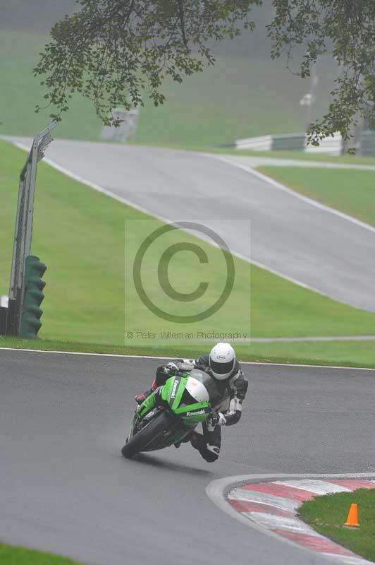 Motorcycle action photographs;Trackday digital images;cadwell;cadwell park photographs;event digital images;eventdigitalimages;motor racing louth lincolnshire;no limits trackdays;peter wileman photography;trackday;trackday photos