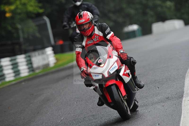 Motorcycle action photographs;Trackday digital images;cadwell;cadwell park photographs;event digital images;eventdigitalimages;motor racing louth lincolnshire;no limits trackdays;peter wileman photography;trackday;trackday photos