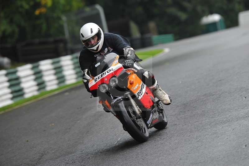 Motorcycle action photographs;Trackday digital images;cadwell;cadwell park photographs;event digital images;eventdigitalimages;motor racing louth lincolnshire;no limits trackdays;peter wileman photography;trackday;trackday photos