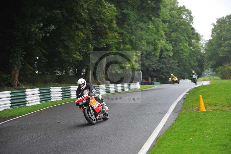 Motorcycle action photographs;Trackday digital images;cadwell;cadwell park photographs;event digital images;eventdigitalimages;motor racing louth lincolnshire;no limits trackdays;peter wileman photography;trackday;trackday photos