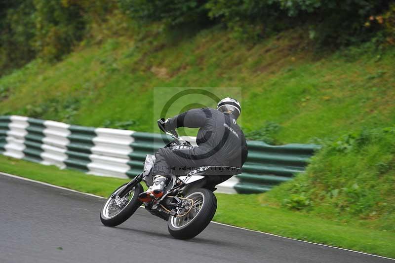 Motorcycle action photographs;Trackday digital images;cadwell;cadwell park photographs;event digital images;eventdigitalimages;motor racing louth lincolnshire;no limits trackdays;peter wileman photography;trackday;trackday photos