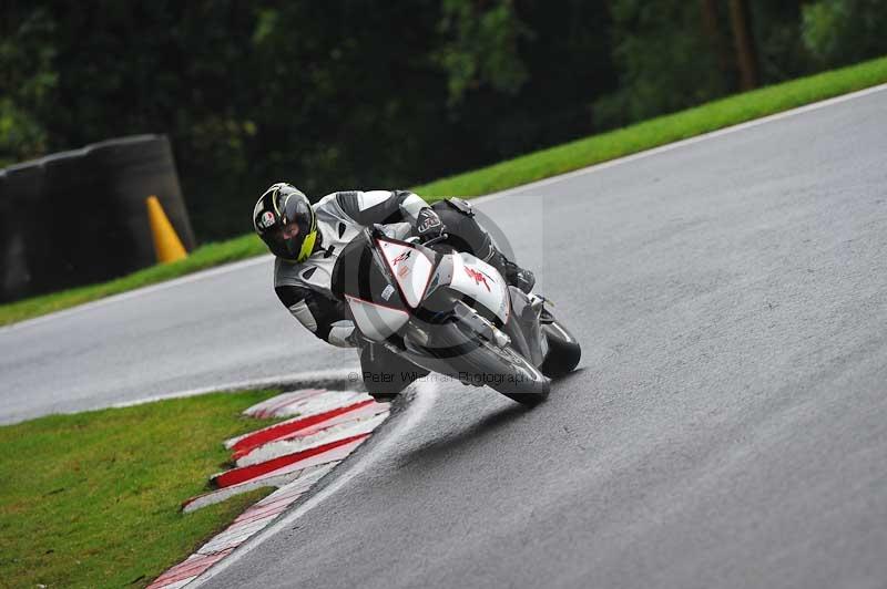 Motorcycle action photographs;Trackday digital images;cadwell;cadwell park photographs;event digital images;eventdigitalimages;motor racing louth lincolnshire;no limits trackdays;peter wileman photography;trackday;trackday photos