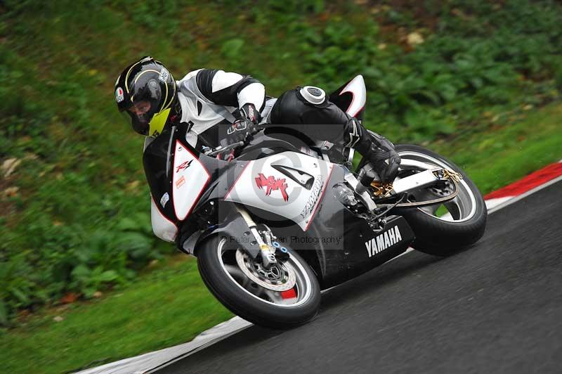 Motorcycle action photographs;Trackday digital images;cadwell;cadwell park photographs;event digital images;eventdigitalimages;motor racing louth lincolnshire;no limits trackdays;peter wileman photography;trackday;trackday photos