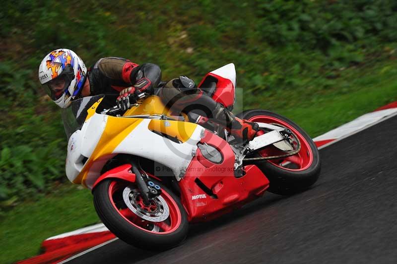 Motorcycle action photographs;Trackday digital images;cadwell;cadwell park photographs;event digital images;eventdigitalimages;motor racing louth lincolnshire;no limits trackdays;peter wileman photography;trackday;trackday photos