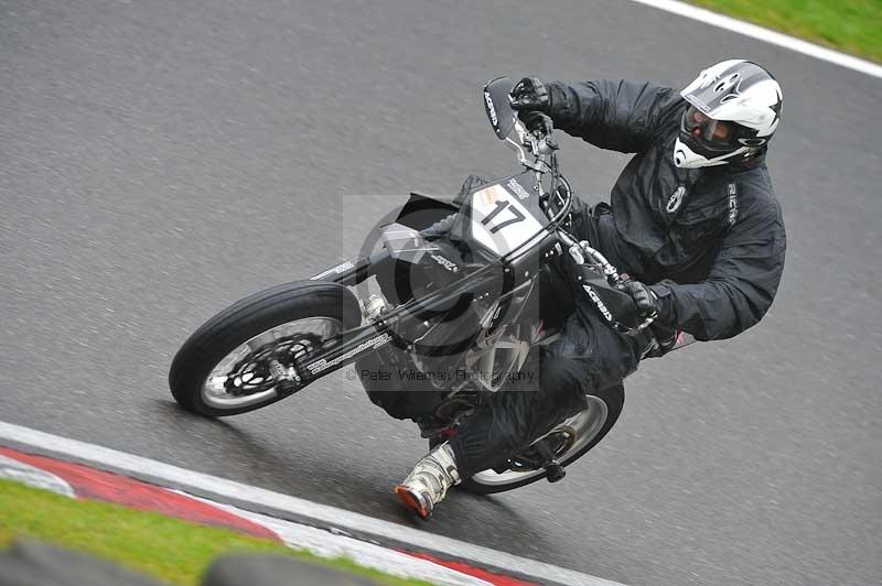 Motorcycle action photographs;Trackday digital images;cadwell;cadwell park photographs;event digital images;eventdigitalimages;motor racing louth lincolnshire;no limits trackdays;peter wileman photography;trackday;trackday photos