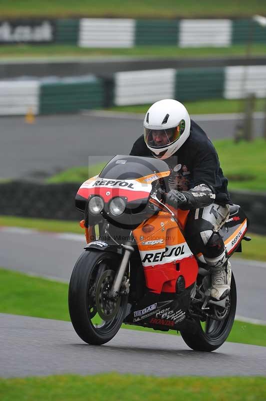 Motorcycle action photographs;Trackday digital images;cadwell;cadwell park photographs;event digital images;eventdigitalimages;motor racing louth lincolnshire;no limits trackdays;peter wileman photography;trackday;trackday photos