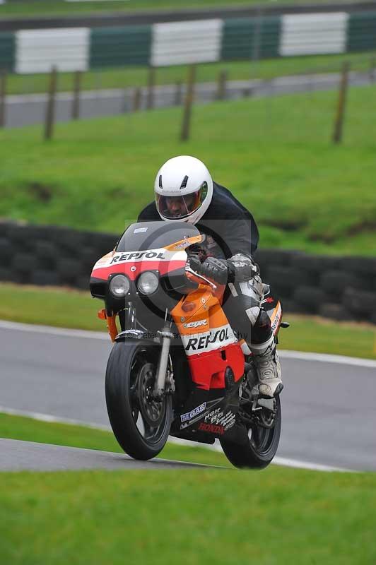 Motorcycle action photographs;Trackday digital images;cadwell;cadwell park photographs;event digital images;eventdigitalimages;motor racing louth lincolnshire;no limits trackdays;peter wileman photography;trackday;trackday photos