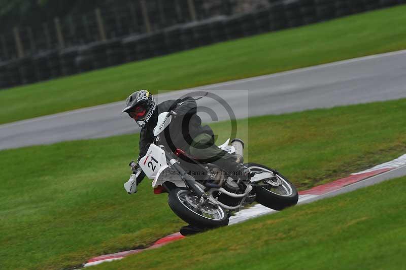 Motorcycle action photographs;Trackday digital images;cadwell;cadwell park photographs;event digital images;eventdigitalimages;motor racing louth lincolnshire;no limits trackdays;peter wileman photography;trackday;trackday photos