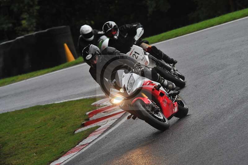Motorcycle action photographs;Trackday digital images;cadwell;cadwell park photographs;event digital images;eventdigitalimages;motor racing louth lincolnshire;no limits trackdays;peter wileman photography;trackday;trackday photos
