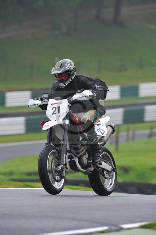 Motorcycle action photographs;Trackday digital images;cadwell;cadwell park photographs;event digital images;eventdigitalimages;motor racing louth lincolnshire;no limits trackdays;peter wileman photography;trackday;trackday photos