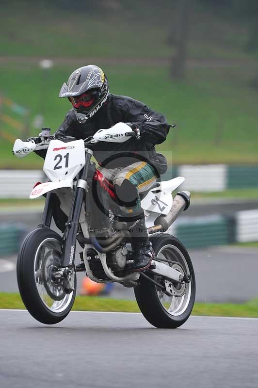 Motorcycle action photographs;Trackday digital images;cadwell;cadwell park photographs;event digital images;eventdigitalimages;motor racing louth lincolnshire;no limits trackdays;peter wileman photography;trackday;trackday photos
