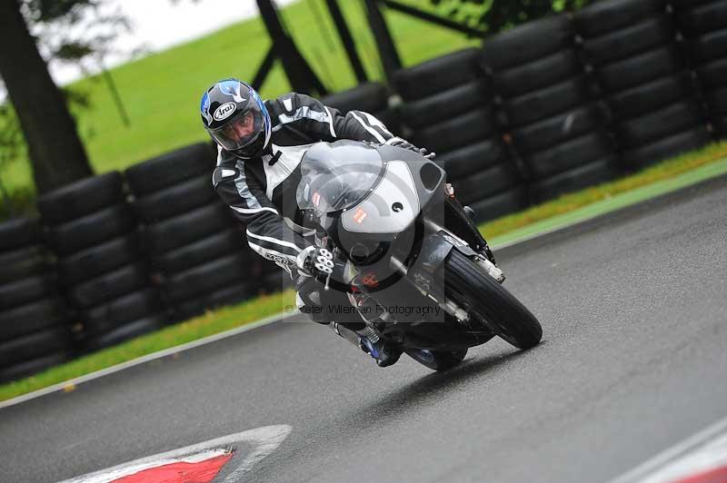 Motorcycle action photographs;Trackday digital images;cadwell;cadwell park photographs;event digital images;eventdigitalimages;motor racing louth lincolnshire;no limits trackdays;peter wileman photography;trackday;trackday photos