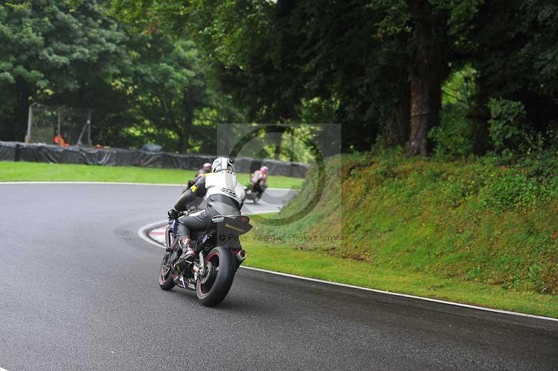 Motorcycle action photographs;Trackday digital images;cadwell;cadwell park photographs;event digital images;eventdigitalimages;motor racing louth lincolnshire;no limits trackdays;peter wileman photography;trackday;trackday photos