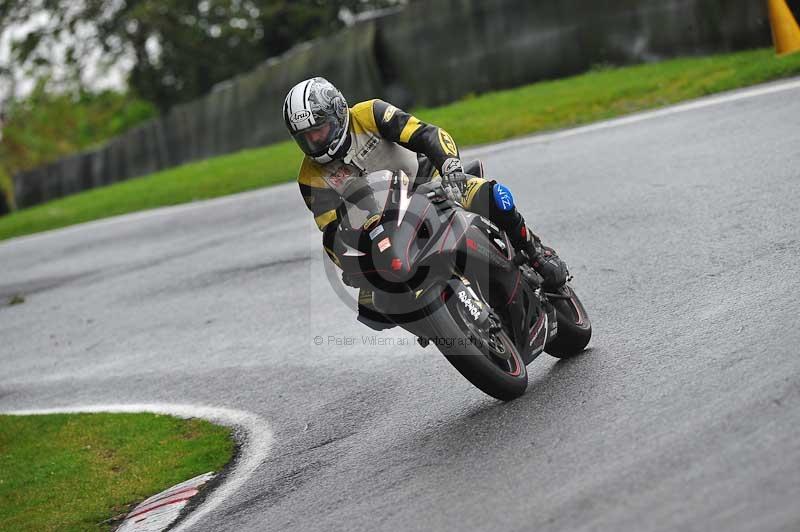 Motorcycle action photographs;Trackday digital images;cadwell;cadwell park photographs;event digital images;eventdigitalimages;motor racing louth lincolnshire;no limits trackdays;peter wileman photography;trackday;trackday photos