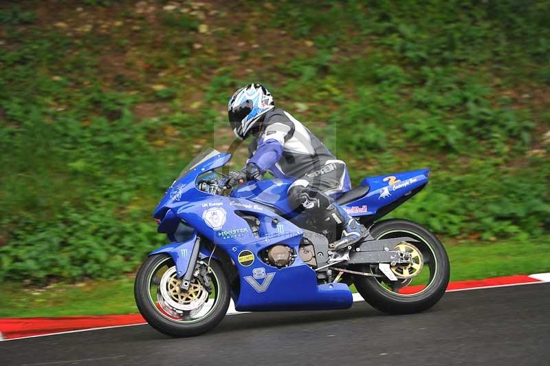 Motorcycle action photographs;Trackday digital images;cadwell;cadwell park photographs;event digital images;eventdigitalimages;motor racing louth lincolnshire;no limits trackdays;peter wileman photography;trackday;trackday photos