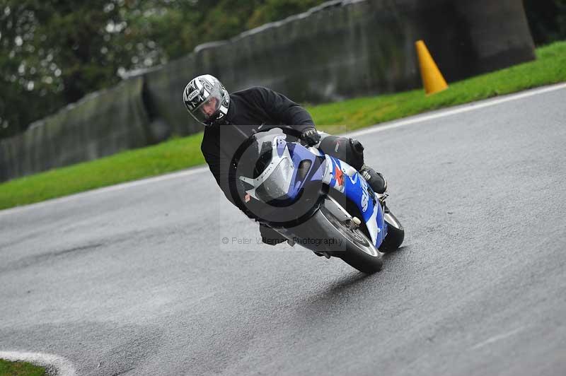 Motorcycle action photographs;Trackday digital images;cadwell;cadwell park photographs;event digital images;eventdigitalimages;motor racing louth lincolnshire;no limits trackdays;peter wileman photography;trackday;trackday photos