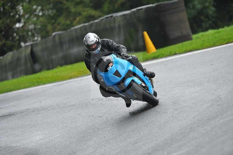 Motorcycle action photographs;Trackday digital images;cadwell;cadwell park photographs;event digital images;eventdigitalimages;motor racing louth lincolnshire;no limits trackdays;peter wileman photography;trackday;trackday photos