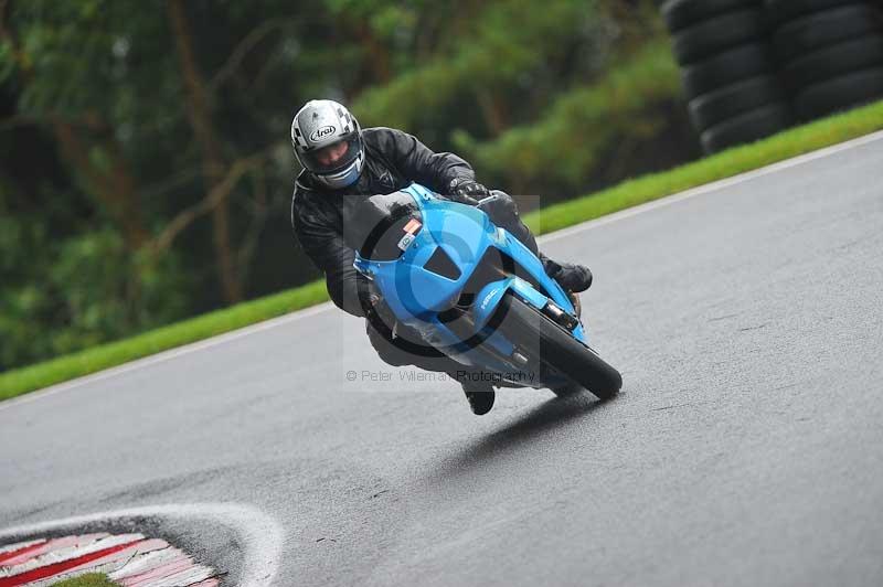 Motorcycle action photographs;Trackday digital images;cadwell;cadwell park photographs;event digital images;eventdigitalimages;motor racing louth lincolnshire;no limits trackdays;peter wileman photography;trackday;trackday photos