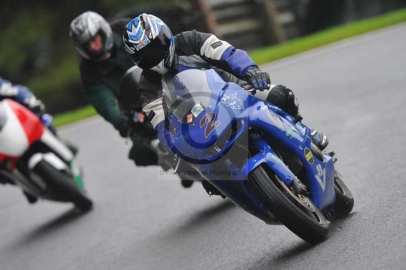 Motorcycle action photographs;Trackday digital images;cadwell;cadwell park photographs;event digital images;eventdigitalimages;motor racing louth lincolnshire;no limits trackdays;peter wileman photography;trackday;trackday photos