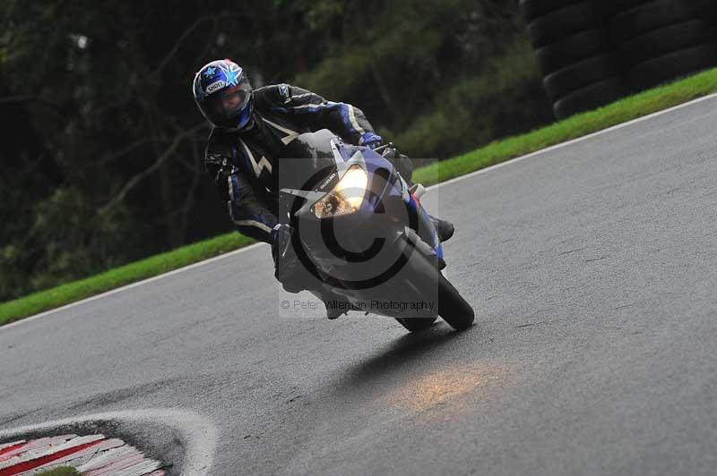 Motorcycle action photographs;Trackday digital images;cadwell;cadwell park photographs;event digital images;eventdigitalimages;motor racing louth lincolnshire;no limits trackdays;peter wileman photography;trackday;trackday photos