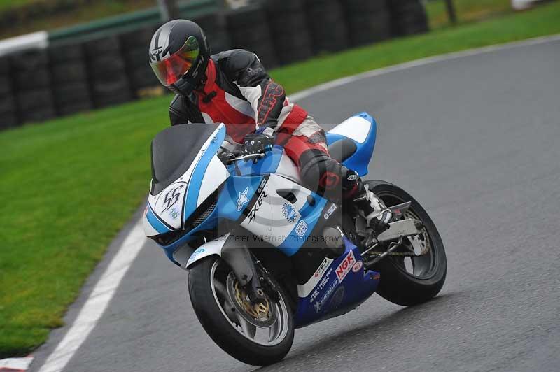 Motorcycle action photographs;Trackday digital images;cadwell;cadwell park photographs;event digital images;eventdigitalimages;motor racing louth lincolnshire;no limits trackdays;peter wileman photography;trackday;trackday photos