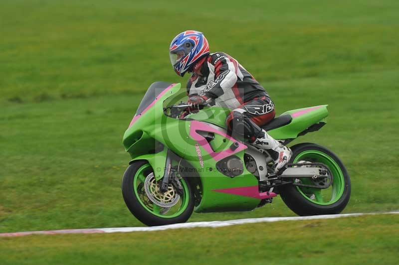 Motorcycle action photographs;Trackday digital images;cadwell;cadwell park photographs;event digital images;eventdigitalimages;motor racing louth lincolnshire;no limits trackdays;peter wileman photography;trackday;trackday photos