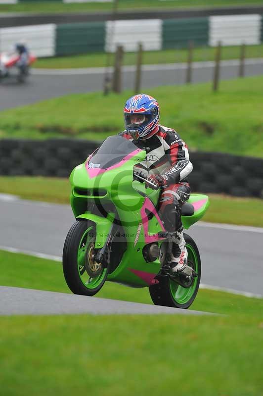 Motorcycle action photographs;Trackday digital images;cadwell;cadwell park photographs;event digital images;eventdigitalimages;motor racing louth lincolnshire;no limits trackdays;peter wileman photography;trackday;trackday photos
