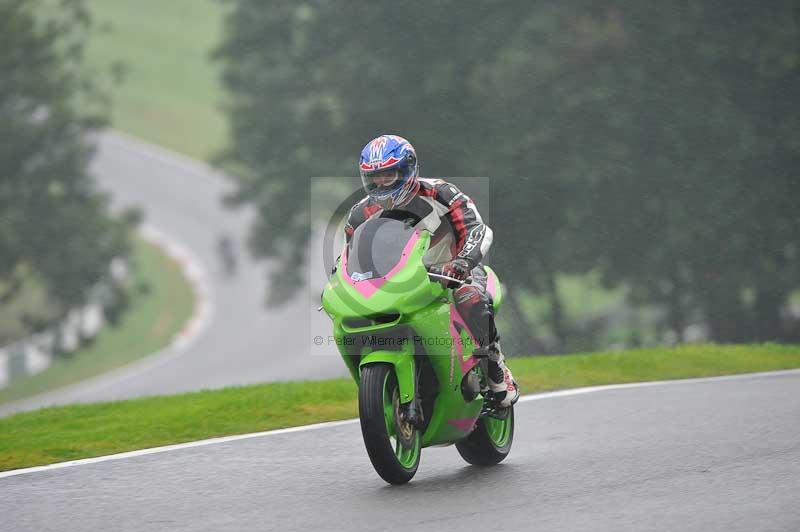 Motorcycle action photographs;Trackday digital images;cadwell;cadwell park photographs;event digital images;eventdigitalimages;motor racing louth lincolnshire;no limits trackdays;peter wileman photography;trackday;trackday photos