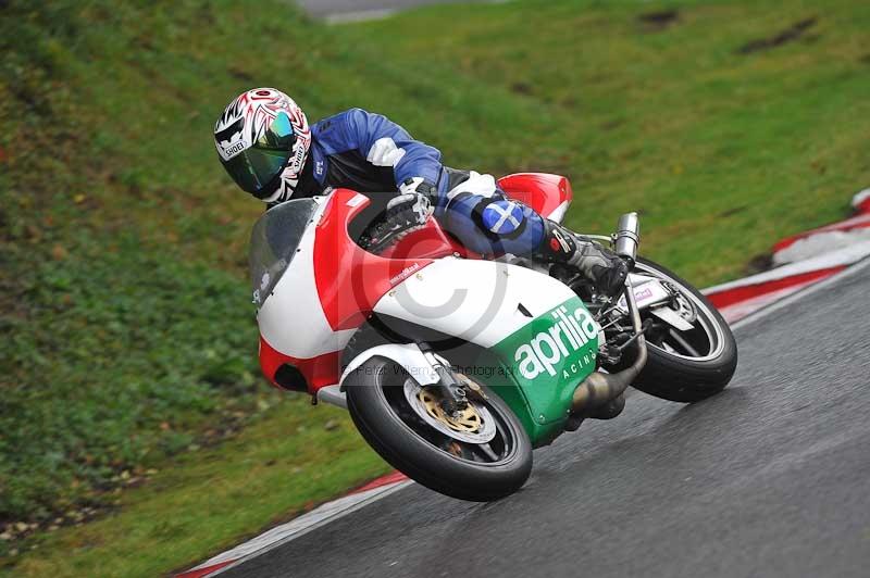 Motorcycle action photographs;Trackday digital images;cadwell;cadwell park photographs;event digital images;eventdigitalimages;motor racing louth lincolnshire;no limits trackdays;peter wileman photography;trackday;trackday photos