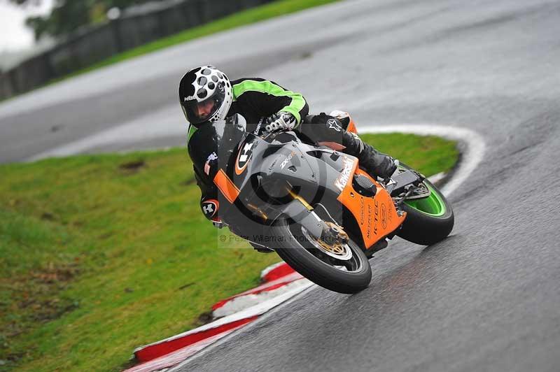 Motorcycle action photographs;Trackday digital images;cadwell;cadwell park photographs;event digital images;eventdigitalimages;motor racing louth lincolnshire;no limits trackdays;peter wileman photography;trackday;trackday photos